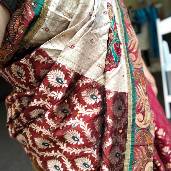 Beautiful party wear Bollywood saree. - Picture 4 of 7